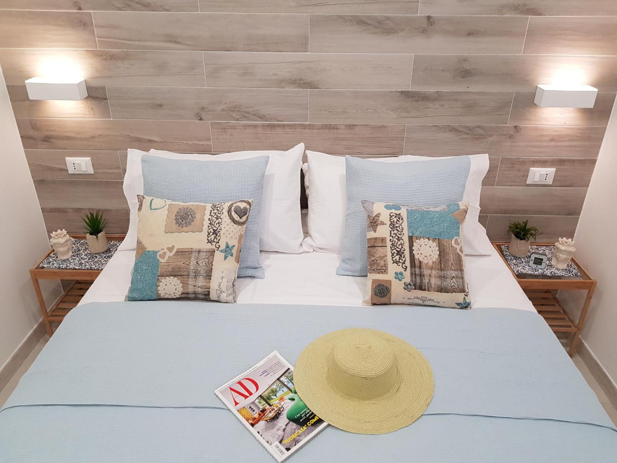 Martin Holiday Apartments Giardini Naxos Værelse billede